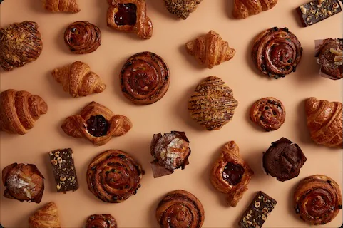 Bakery and Dessert Shop Customer Loyalty: 8 Ways to Turn Sweet Cravings Into Daily Revenue